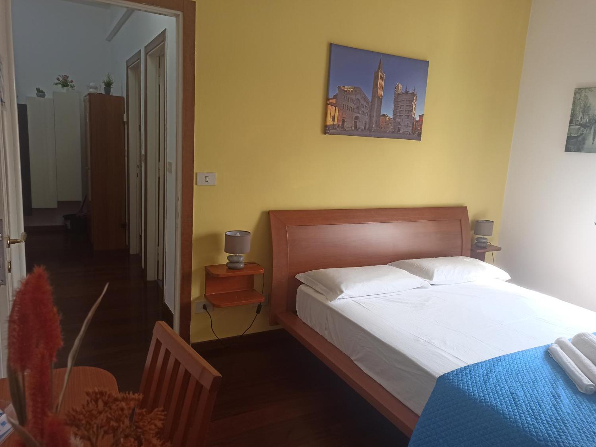Stanza Maggiore Parma Esterno foto
